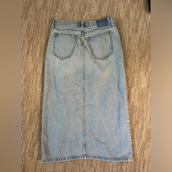 Abercrombie size 25 Jean skirt!!! - Picture 3 of 3